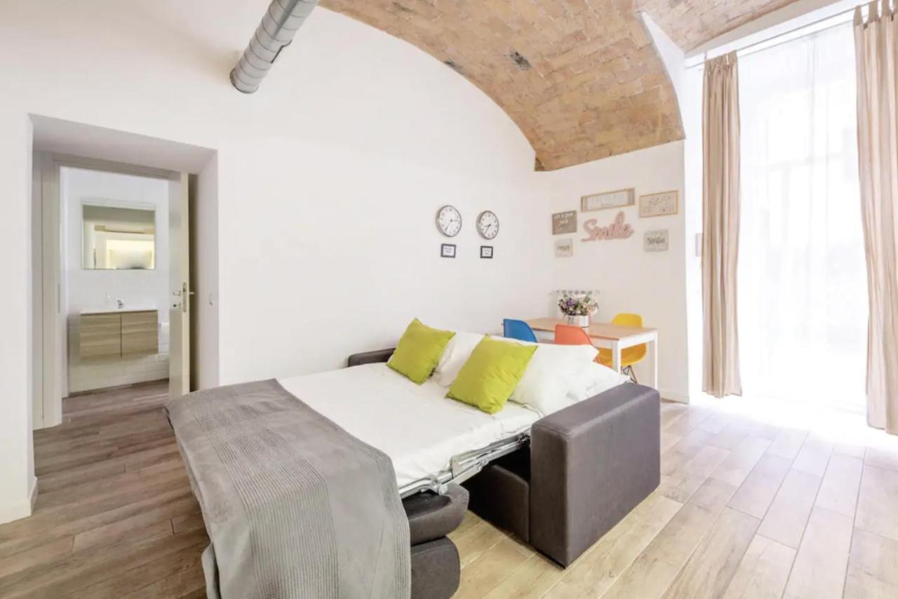 New-Big Honey Colosseum 4Bdr + 2Sofa Bed A/C روما المظهر الخارجي الصورة
