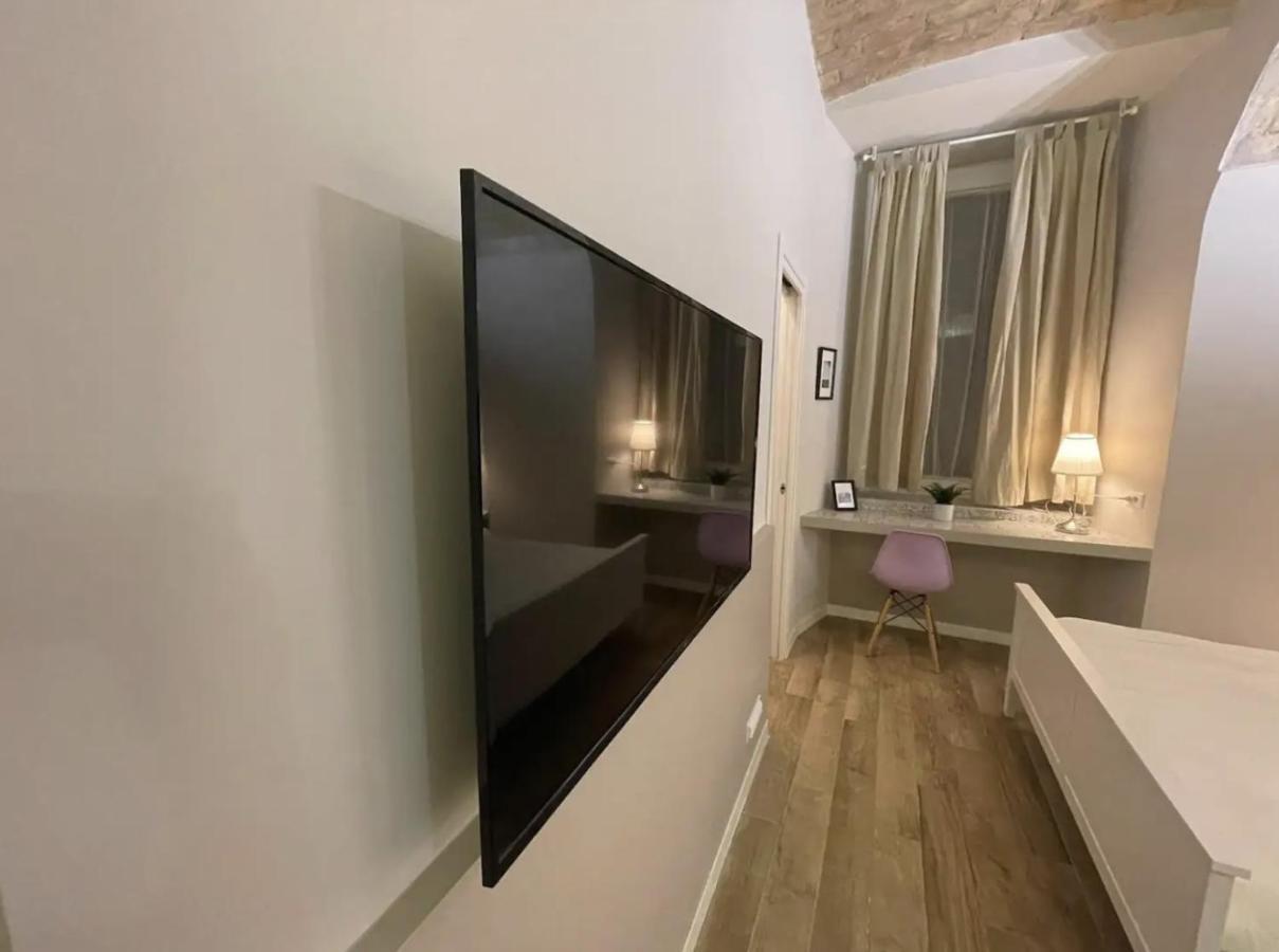 New-Big Honey Colosseum 4Bdr + 2Sofa Bed A/C روما المظهر الخارجي الصورة