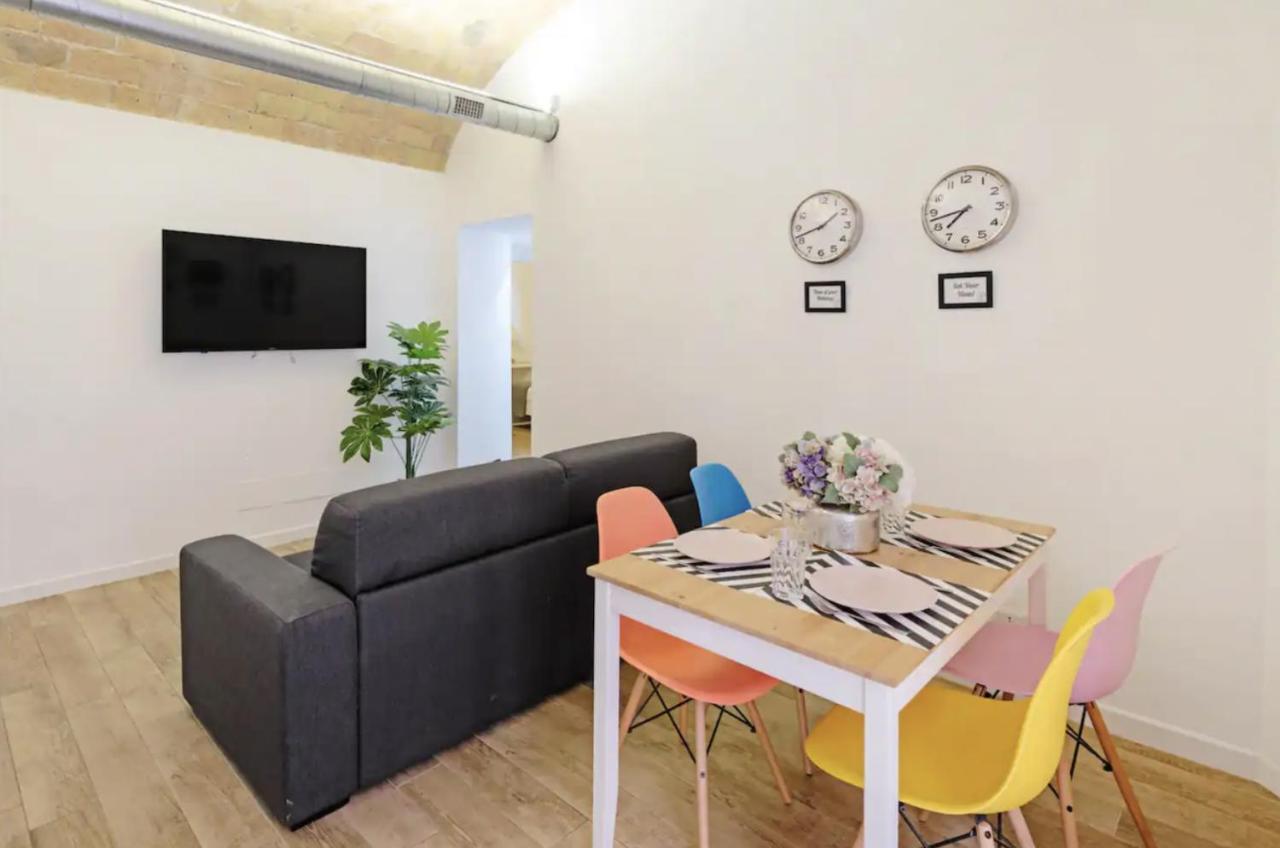New-Big Honey Colosseum 4Bdr + 2Sofa Bed A/C روما المظهر الخارجي الصورة